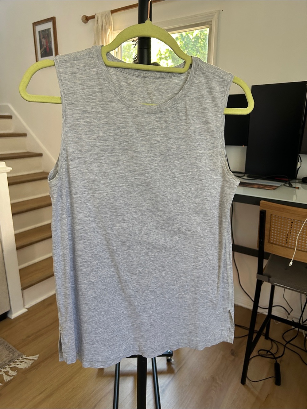 Lululemon Tank. PTP 17”. See description